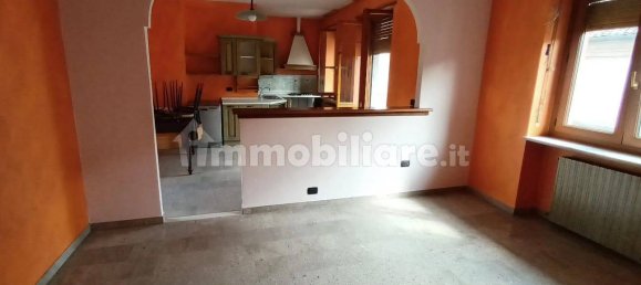 2 bedrooms Apartment in Montanaro, Italy No. 166532 8