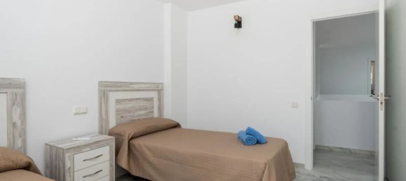 Moradia em banda T4 em Estepona, Spain N.º 140292 12