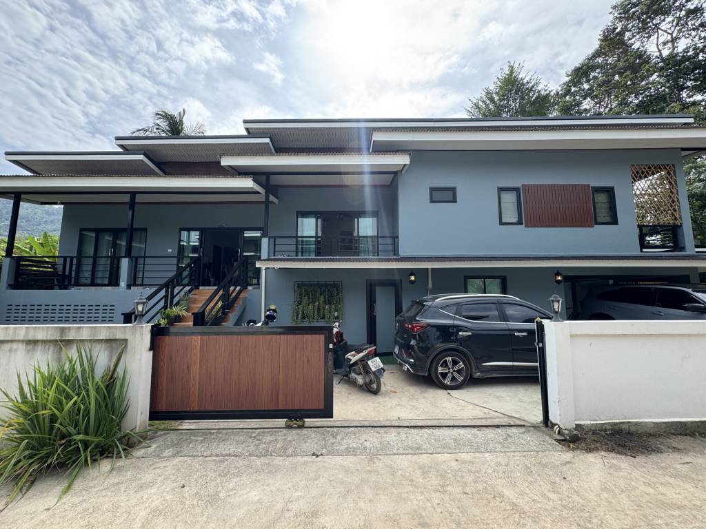 5 bedrooms House in Ko Samui, Thailand No. 61715