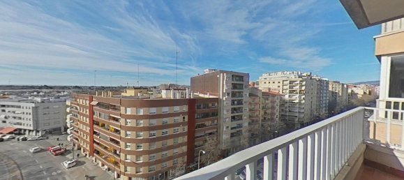 4 bedrooms Apartment in Reus, Spain No. 149603 4