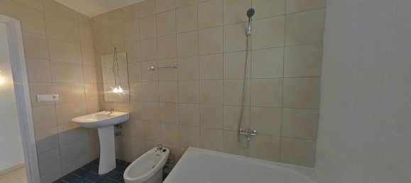 4 bedrooms Apartment in Reus, Spain No. 149603 7