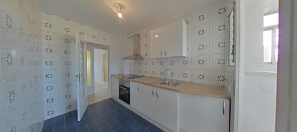 4 bedrooms Apartment in Reus, Spain No. 149603 8