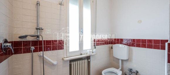 5 rooms Apartment in Medicina, Italy No. 137994 21