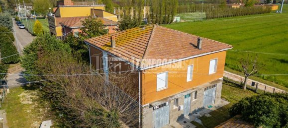 5 rooms Apartment in Medicina, Italy No. 137994 34