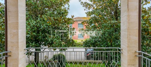 5 rooms Apartment in Medicina, Italy No. 137994 25