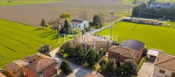 5 rooms Apartment in Medicina, Italy No. 137994 33