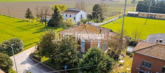 5 rooms Apartment in Medicina, Italy No. 137994 31