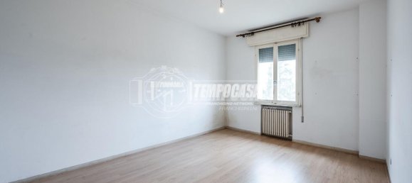 5 rooms Apartment in Medicina, Italy No. 137994 22