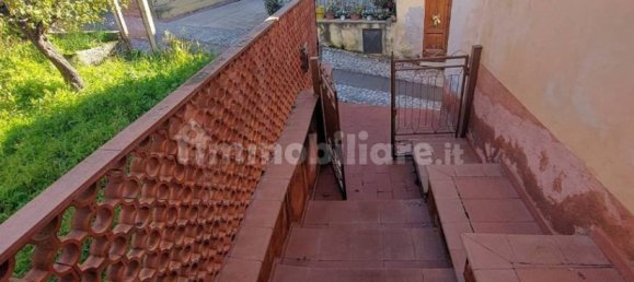 Квартира с 3 спальнями в Сполето, Италия № 1854 5