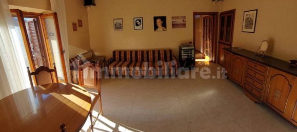 Квартира с 3 спальнями в Сполето, Италия № 1854 14