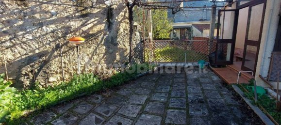 Квартира с 3 спальнями в Сполето, Италия № 1854 8