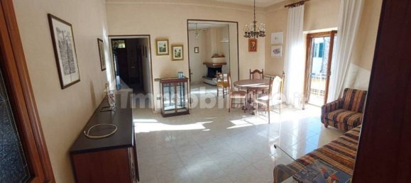 Квартира с 3 спальнями в Сполето, Италия № 1854 10