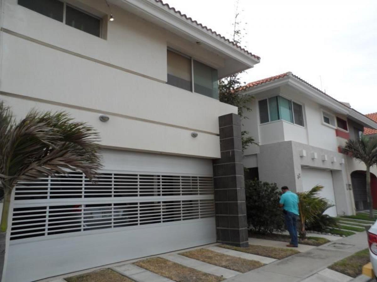 Дом с 3 спальнями в Веракрус, Мексика № 225782