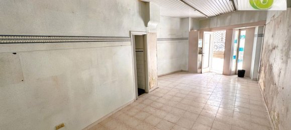 5 rooms Apartment in Tricase, Italy No. 260008 3