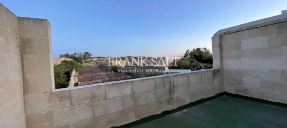 2 bedrooms Penthouse in Nadur, Malta No. 6172 3