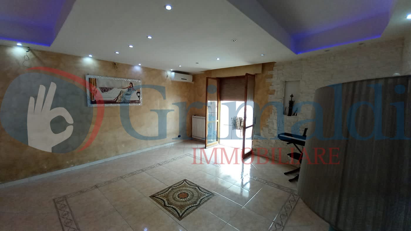 Apartamento de 2 dormitorios en Trani, Italy No. 326752