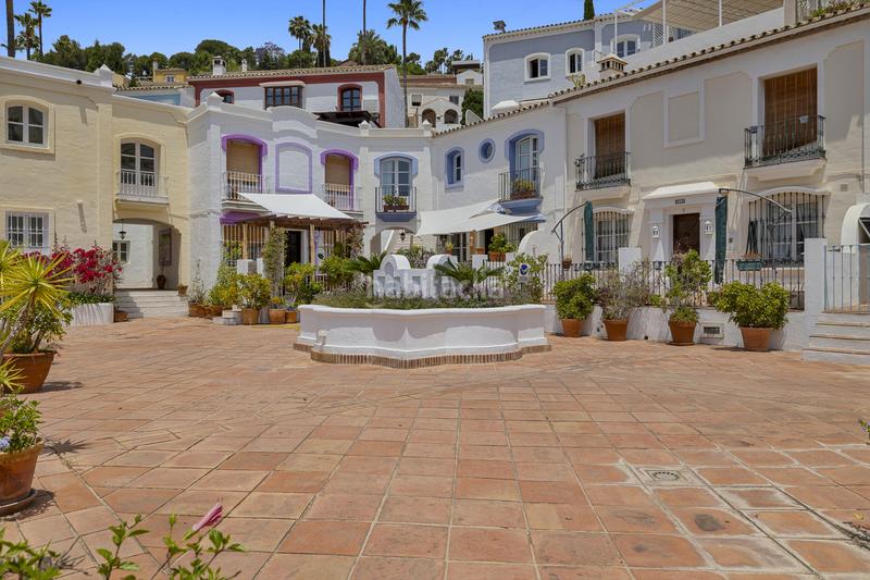 Moradia em banda T3 em La Quinta, Spain N.º 29917