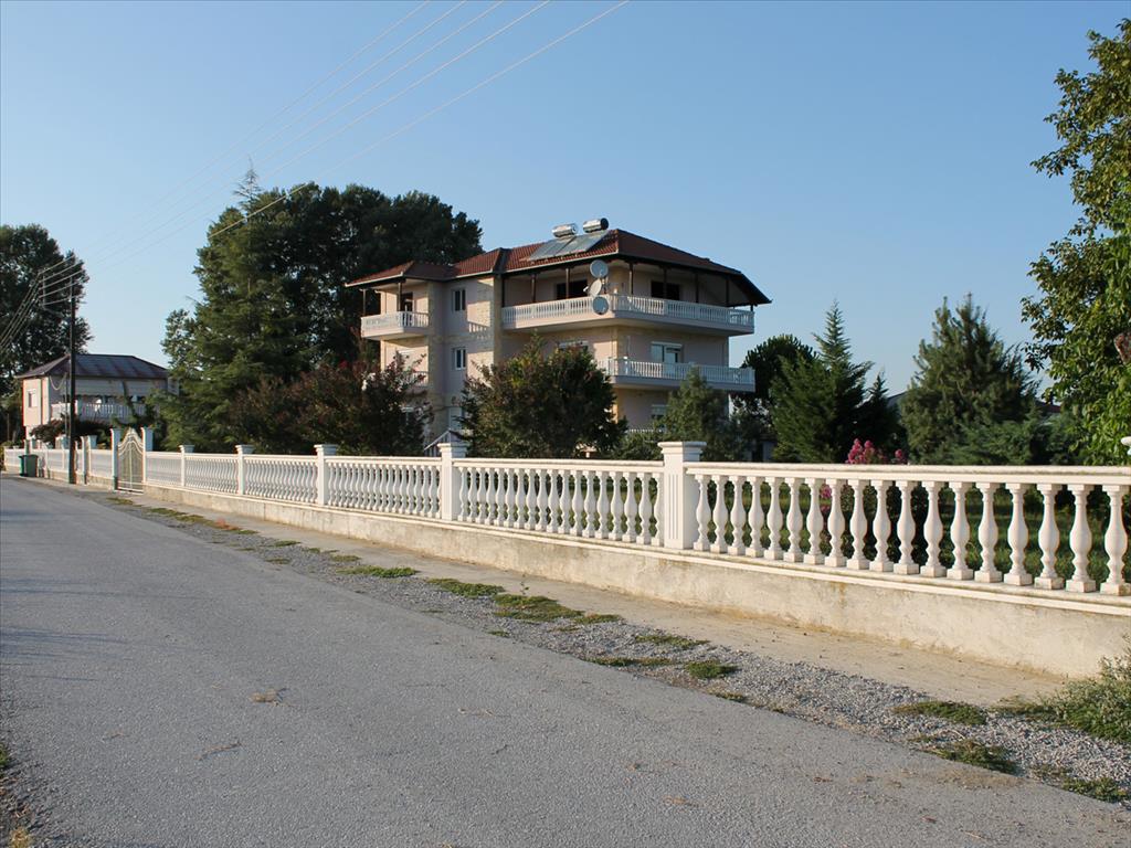 10 bedrooms Commercial property in Katerini, Greece No. 6048