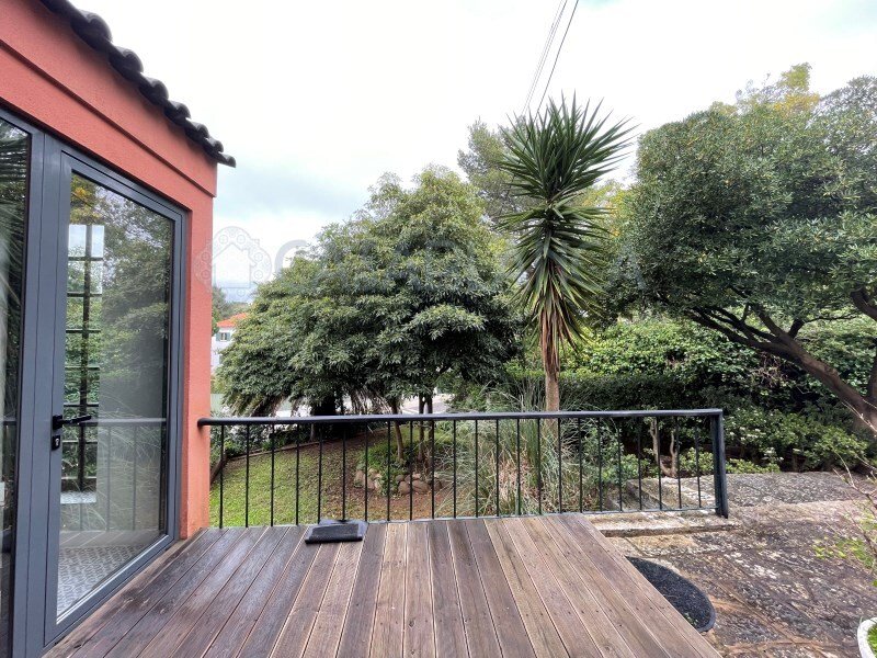 9 bedrooms Villa in Cascais, Portugal No. 129861