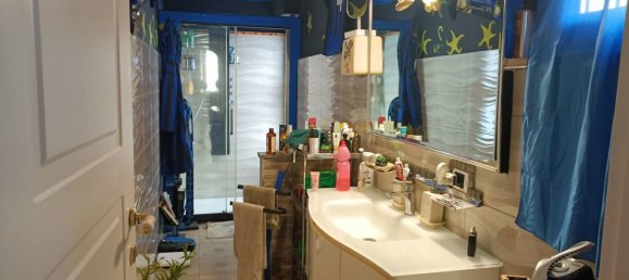 3 rooms Apartment in Turin, Italy No. 113896 8