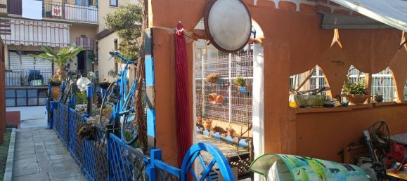 3 rooms Apartment in Turin, Italy No. 113896 12