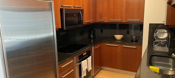 1 dormitorio propiedad comercial en venta en Miami, Miami-Dade, Florida, USA № 614685 13