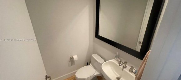 1 dormitorio propiedad comercial en venta en Miami, Miami-Dade, Florida, USA № 614685 3