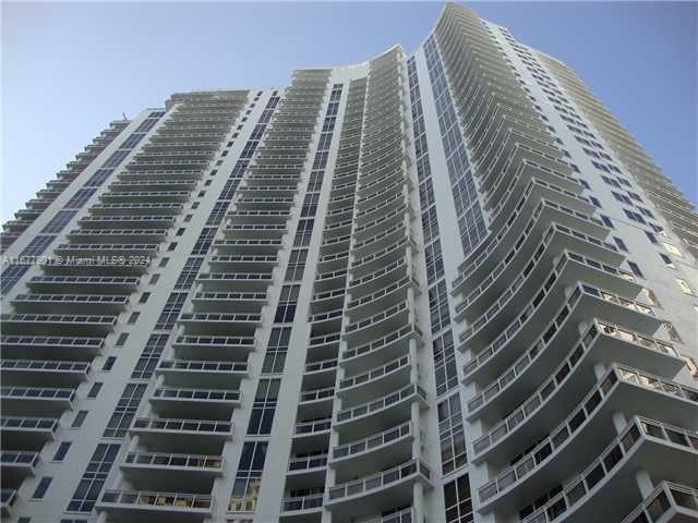 1 dormitorio propiedad comercial en venta en Miami, Miami-Dade, Florida, USA № 614685