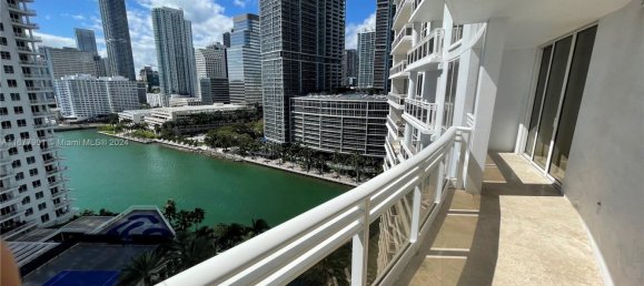 1 dormitorio propiedad comercial en venta en Miami, Miami-Dade, Florida, USA № 614685 11