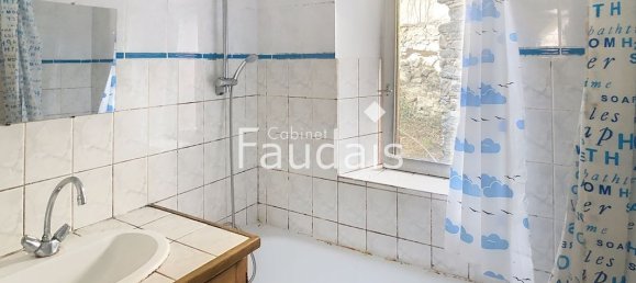 2 Schlafzimmer Haus in Manche, France, Nr. 358102 4