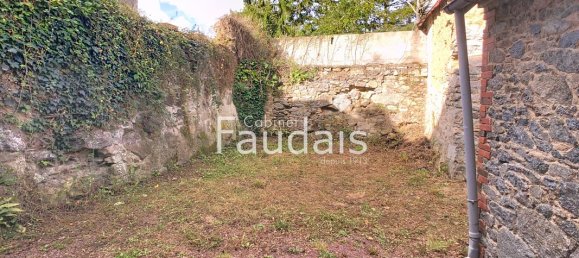 2 Schlafzimmer Haus in Manche, France, Nr. 358102 10