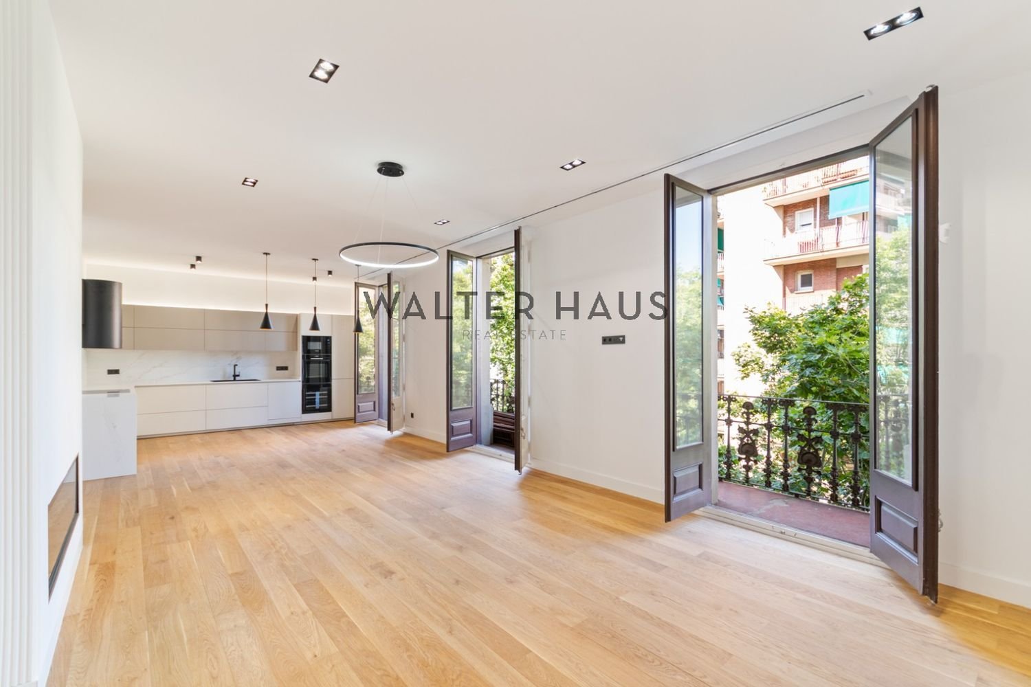 4 Schlafzimmer Wohnung in Eixample, Spain, Nr. 148694