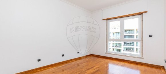 3 bedrooms Apartment in Cascais, Portugal No. 96069 20