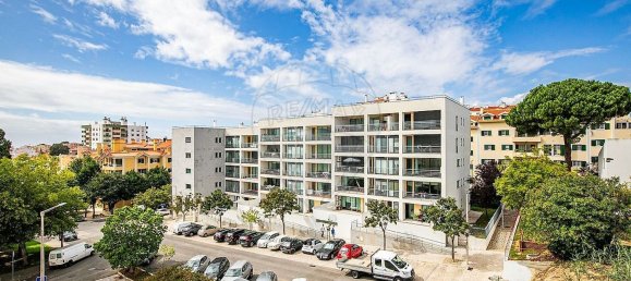 3 bedrooms Apartment in Cascais, Portugal No. 96069 10