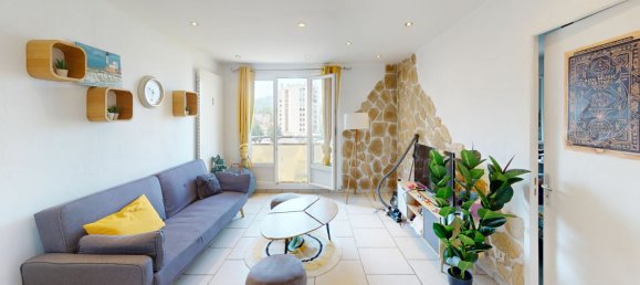 3 bedrooms Apartment in Saint-Martin-d'Heres, France No. 355406 3