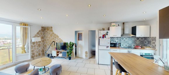 3 bedrooms Apartment in Saint-Martin-d'Heres, France No. 355406 2