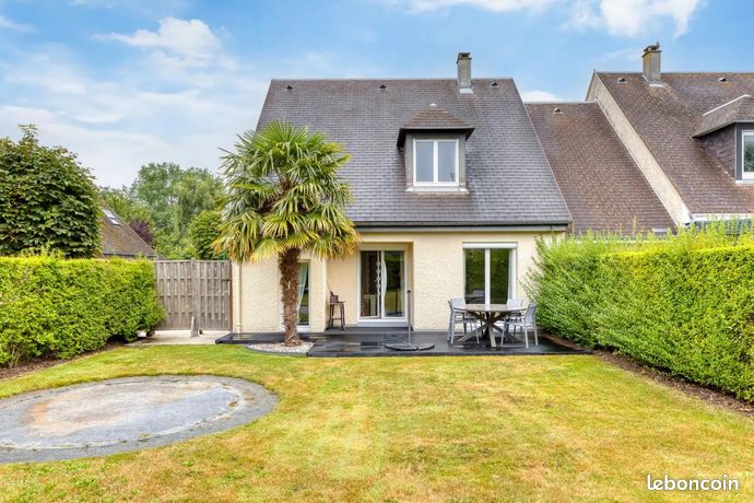 3 bedrooms House in Seine-Maritime, France No. 313708