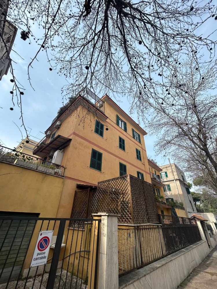 4-salle Penthouse à Rome, Italy No. 28588