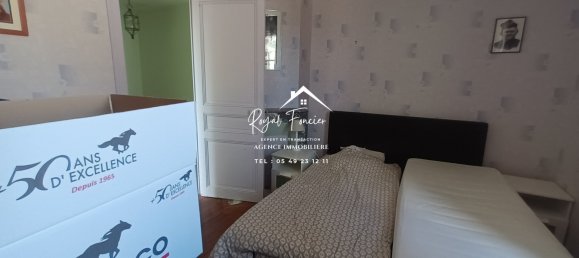 4 bedrooms House in Le Petit-Pressigny, France No. 89742 15