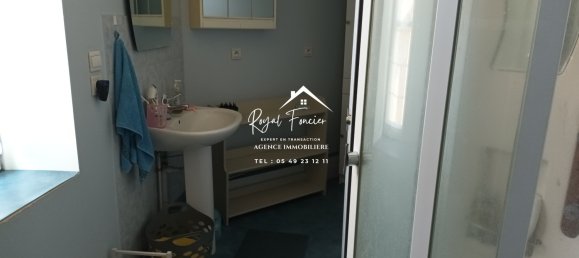 4 bedrooms House in Le Petit-Pressigny, France No. 89742 22