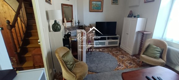 4 bedrooms House in Le Petit-Pressigny, France No. 89742 9