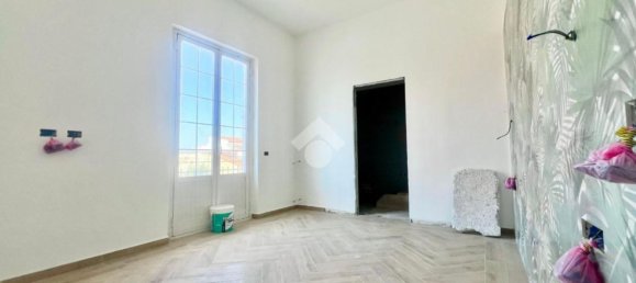 2 bedrooms Apartment in Palermo, Italy No. 312385 2