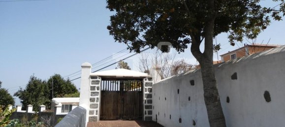 3 bedrooms House in Tenerife, Spain No. 121715 2