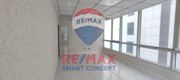 Escritório em Al Khalidiya, UAE 182 m² N.º 36268 6