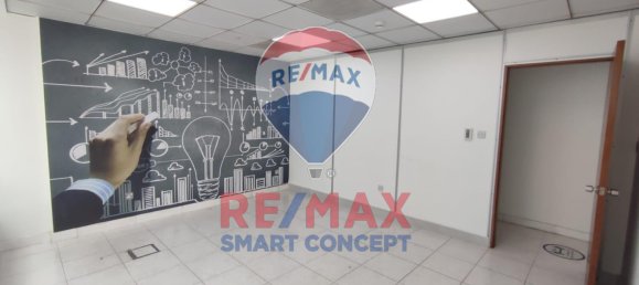 Escritório em Al Khalidiya, UAE 182 m² N.º 36268 2