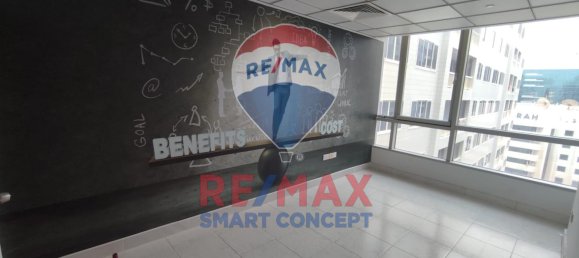 Escritório em Al Khalidiya, UAE 182 m² N.º 36268 8