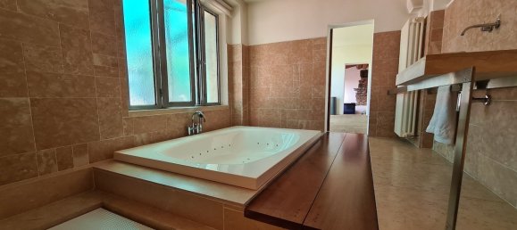 3 bedrooms Apartment in Foligno, Italy No. 291826 10