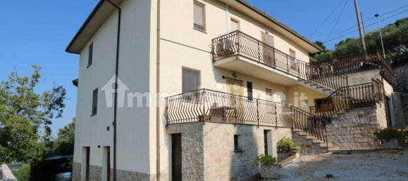 5 bedrooms Castles in Gubbio, Italy No. 353606 5