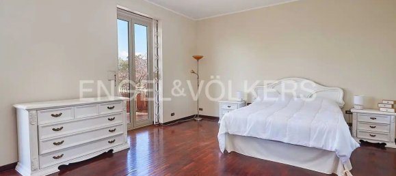 12 rooms Villa in Palermo, Italy No. 122845 5