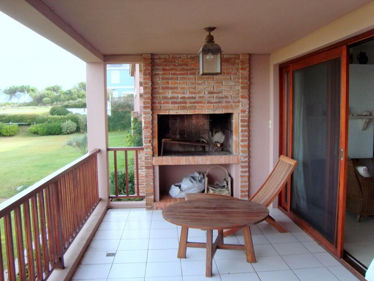 2 bedrooms Apartment in Maldonado, Uruguay No. 10569